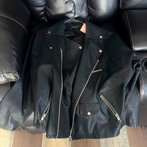 Fashionable leather black jacket